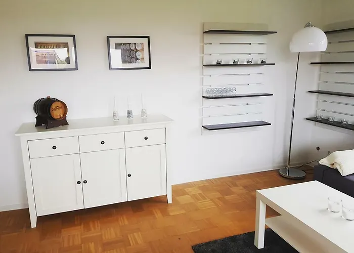 Apartment Ferien In - Plaue Neuffen